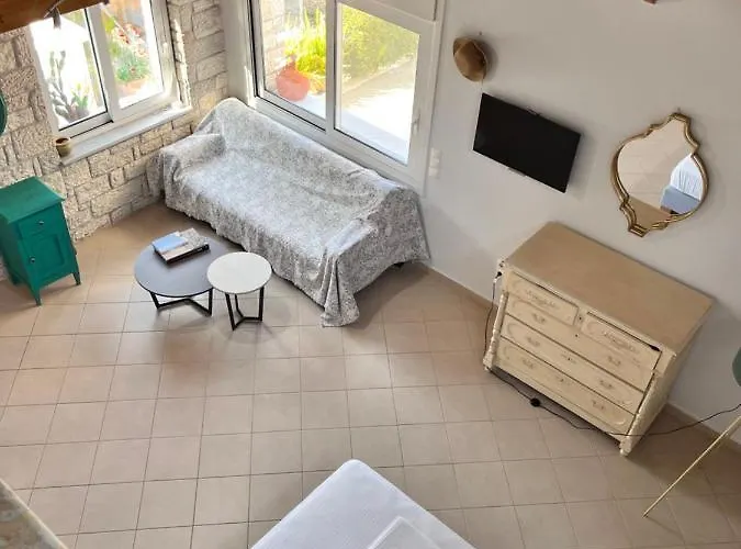 Pelagia Gæstehus 3*